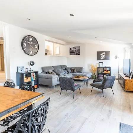 Superbe Avec Terrasse Sur Les Toits *