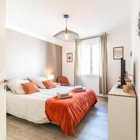 Superbe Avec Terrasse Sur Les Toits Appartamento *